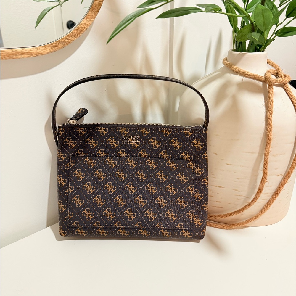 NWOT GUESS Brown and Tan Monogram Bag